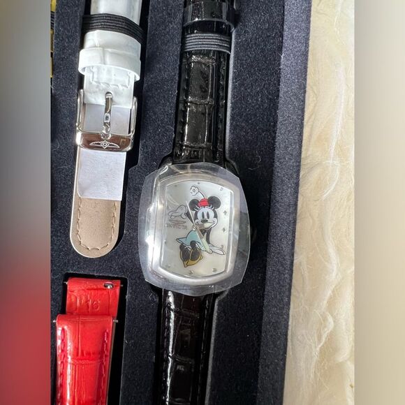 Invicta Limited Edition Minnie Mouse Watch Set NIB Collectible leather 0384/3000 main image 4